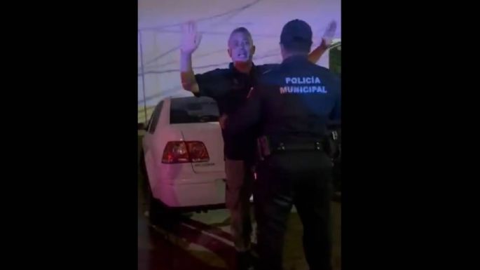 Destituyen a alto mando policiaco de Cancún tras amenazar, en estado de ebriedad, a un reportero