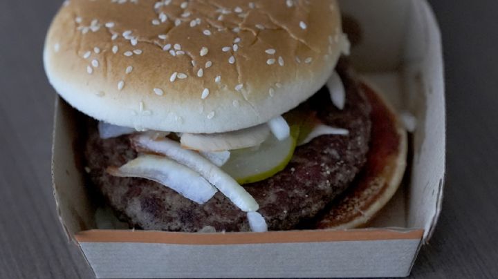 Asciende a 104 el número de casos de E. coli vinculado con hamburguesas de McDonald's