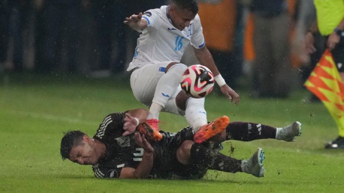 Honduras derrota 2-0 a México y coquetea con semifinales de la Liga de Naciones