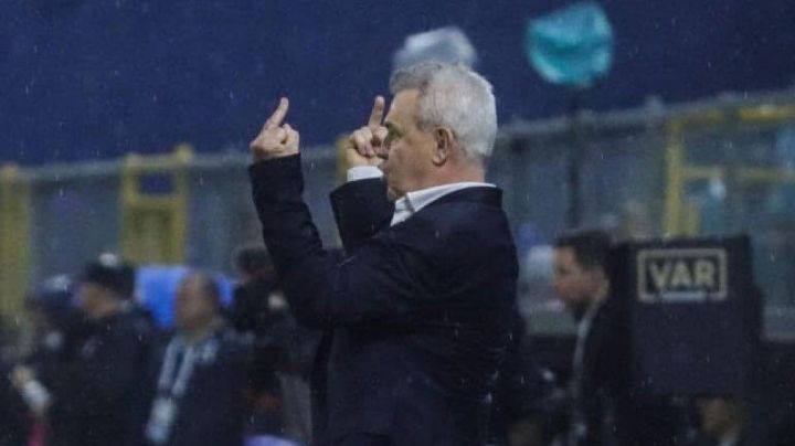 Honduras pide a Javier Aguirre que se disculpe por gestos obscenos e insultos contra su afición