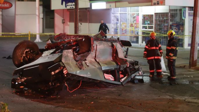 Destrozan otra Cybertruck de Tesla, ahora en Guadalajara; hay cuatro heridos (Video)