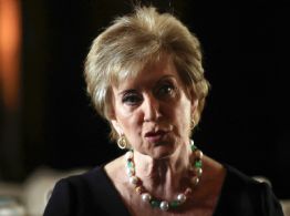 Trump nombra en Educación a la exejecutiva de la WWE de lucha libre Linda McMahon