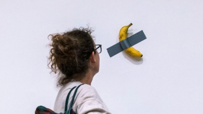 Cómo una banana con cinta adhesiva llegó a valuarse en un millón de dólares