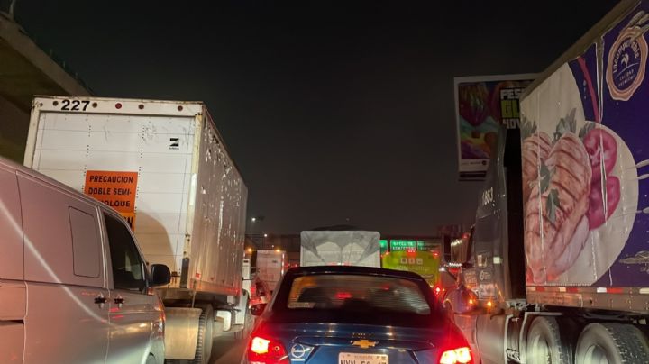 Continúa el caos en la autopista México-Querétaro; suman más de 40 horas con avance lento