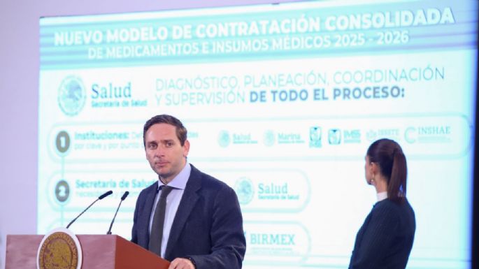 Gobierno de Sheinbaum arranca diálogo con farmacéuticas para abasto de medicamentos