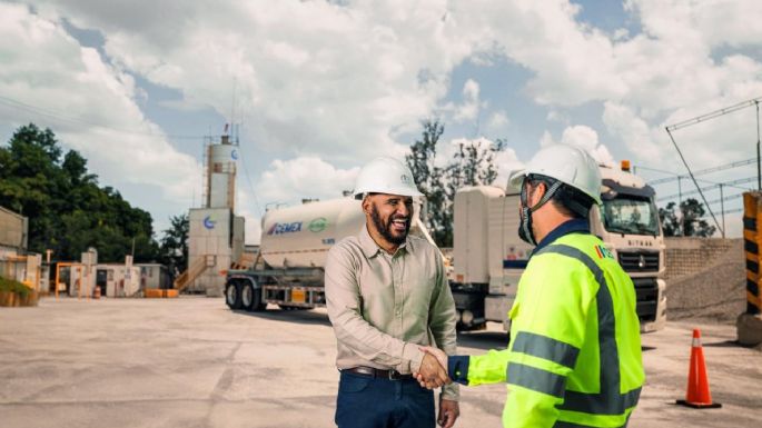 Cemex honra a quienes construyen México