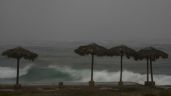 Huracán Rafael toca tierra en Cuba como potente tormenta de categoría 3 tras dejar sin luz a la isla