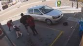 Le tomó una foto y segundos después el sujeto la atacó a golpes en Querétaro (Videos)