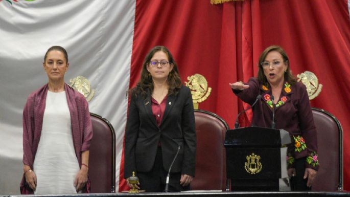 Rocío Nahle asumió como la primera gobernadora en la historia de Veracruz; asiste Sheinbaum