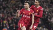 Liverpool, pese a tener un hombre menos, empató 2-2 contra el Fulham