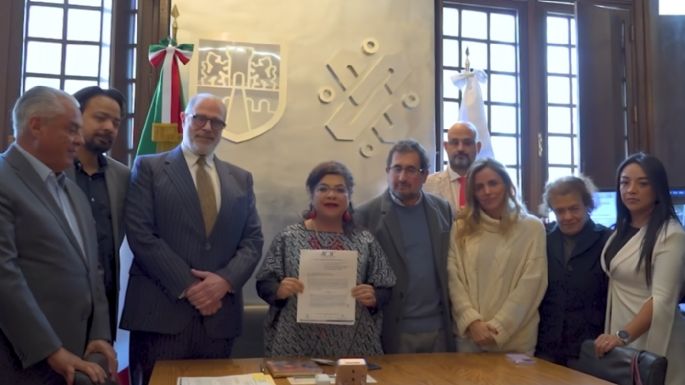 Clara Brugada recibe terna para la Fiscalía de la CDMX y la turna al Congreso