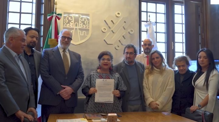 Clara Brugada recibe terna para la Fiscalía de la CDMX y la turna al Congreso