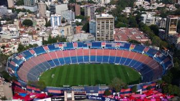 Por abusos y maltratos, Cruz Azul y Atlante huyen del estadio Azul