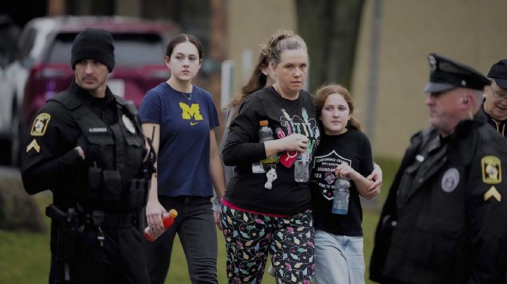 La policía investiga el motivo tras tiroteo mortal en escuela de Wisconsin