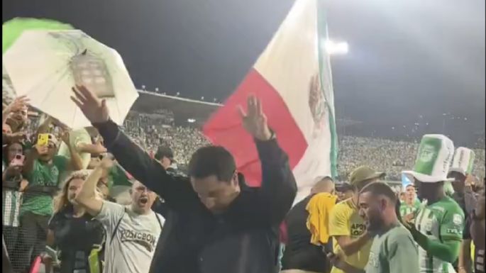 Llevo a México en el corazón: Efraín Juárez al celebrar el triunfo con una bandera tricolor (Video)