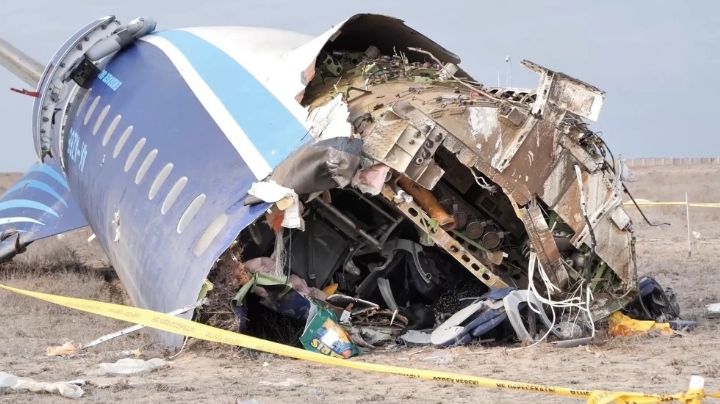 Putin se disculpa con líder azerbaiyano por “incidente trágico”, el avión estrellado