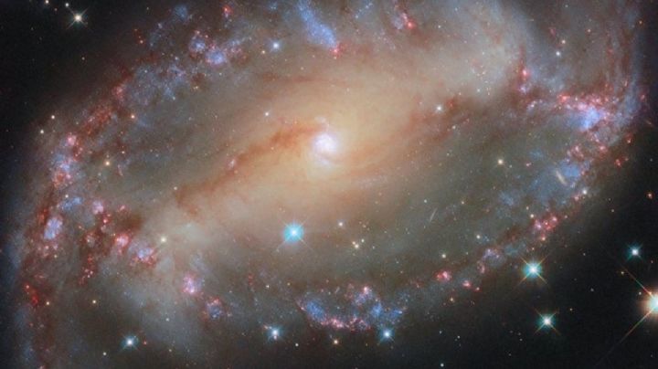 Hubble espía un ojo cósmico