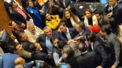 “¡Te voy a madrear!”: senadores de Morena y el PAN protagonizan riña en el pleno (Videos)