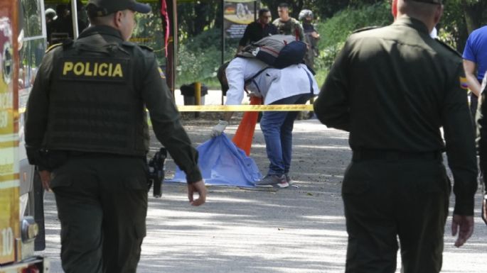 Al menos un muerto y 14 heridos deja la detonación de una motocicleta con explosivos en Colombia