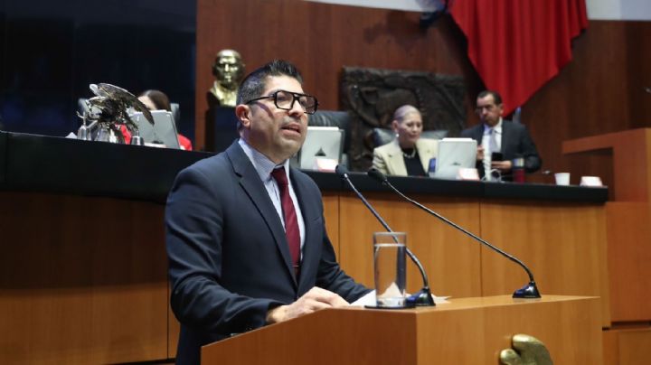 “Si se gana buen dinero, está bien ir al table dance”, afirma senador morenista