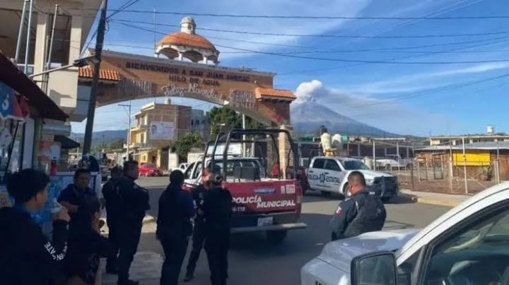 Linchan a tres hombres acusados de “robachicos” en Puebla