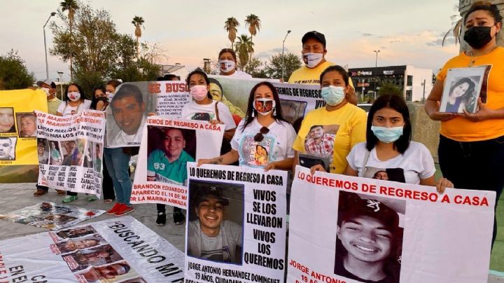 Protestan en CDMX familiares de personas desaparecidas y ejecutadas por marinos en Nuevo Laredo