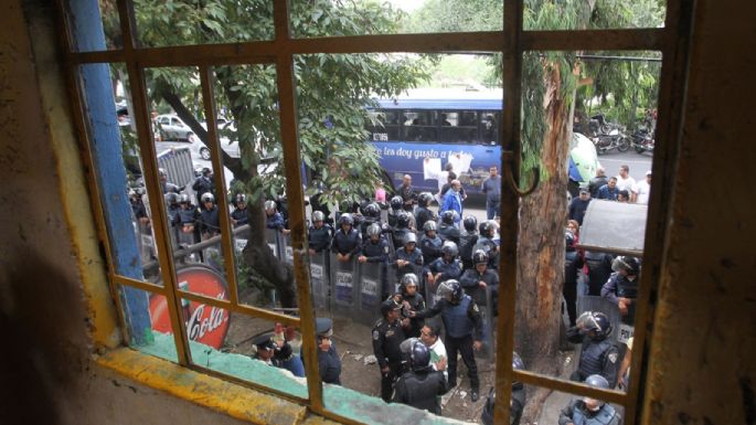 Desalojan a tres familias de su domicilio en la colonia Narvarte Poniente