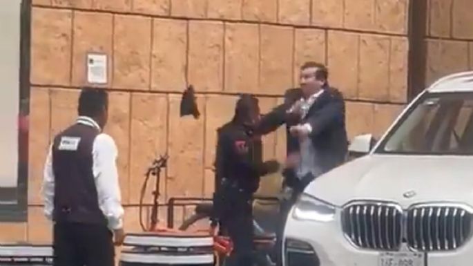 Captan pelea entre policía y automovilista en Polanco (Video)