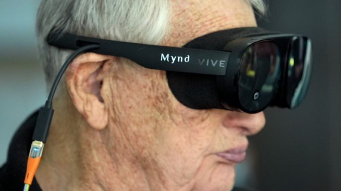 Adultos mayores disfrutan de la realidad virtual: esto dice un estudio