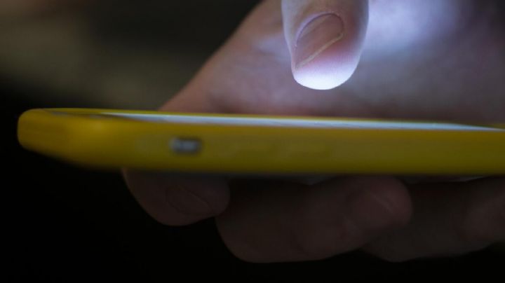 Miles de usuarios en EU afectados con cortes de telefonía celular