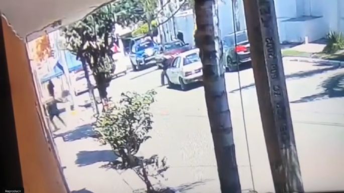 Revelan video de cómo una mujer policía de Tonalá balea a su comandante