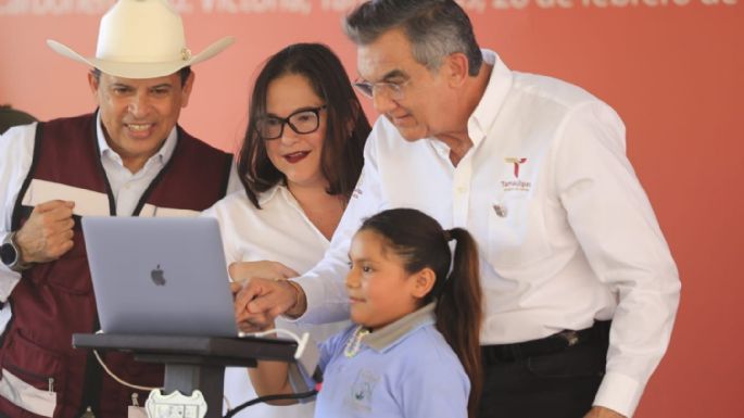 Américo pone en marcha internet satelital para escuelas de zonas rurales