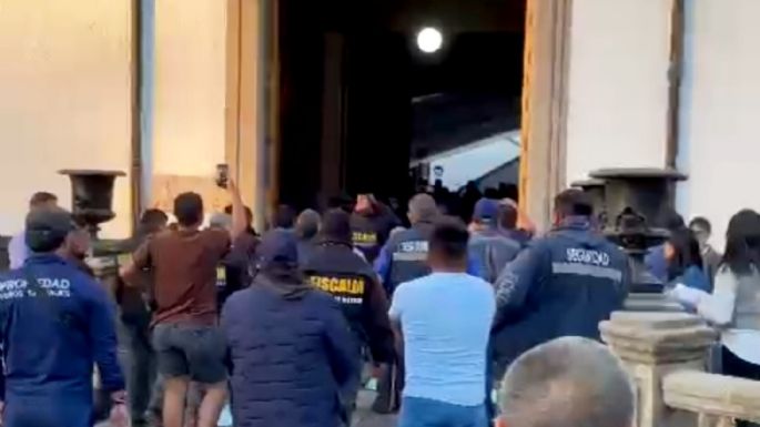 Agentes irrumpen en la Universidad de Chapingo para detener al rector acusado de violar a alumna