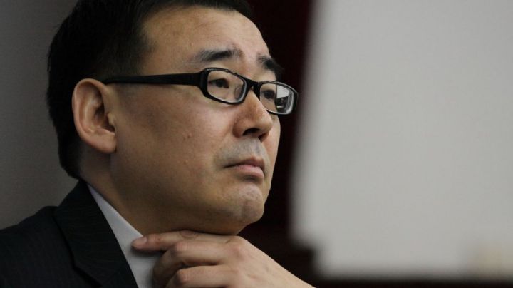 China condena a muerte al escritor australiano Yang Hengjun, acusado de espionaje