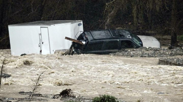 California mantiene alerta de aludes e inundaciones