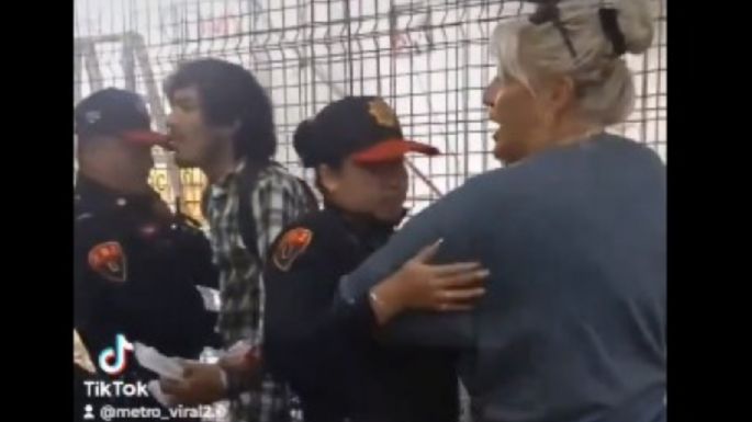 Policías se enfrentan con presuntos vagoneros en Metro Villa de Cortés; denuncian abuso (Video)