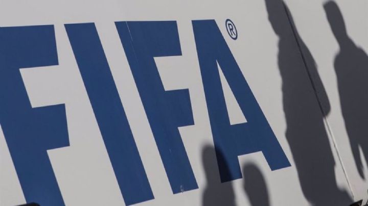 La FIFA aclara que es "incorrecto y prematuro" hablar de tarjetas azules en el futbol de élite