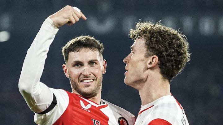 Santiago Giménez anota en la victoria 3-0 del Feyenoord (Video)