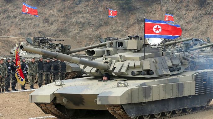 Kim Jong Un conduce tanque de combate durante sesión de entrenamiento con tropas norcoreanas