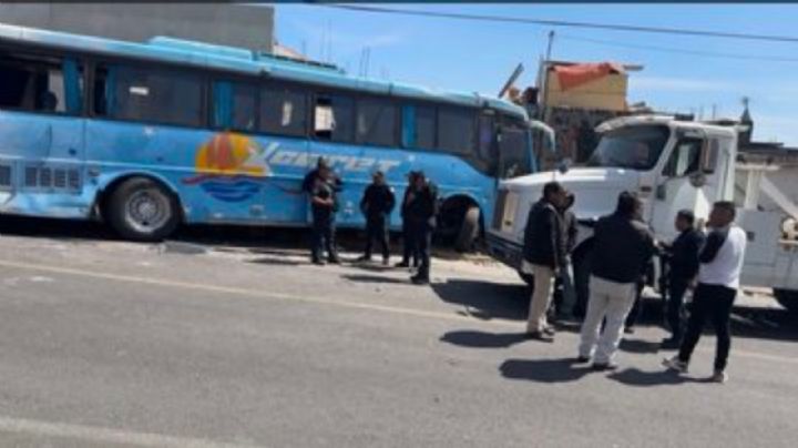 Choca camión con peregrinos que iban a Chalma; hay 15 lesionados