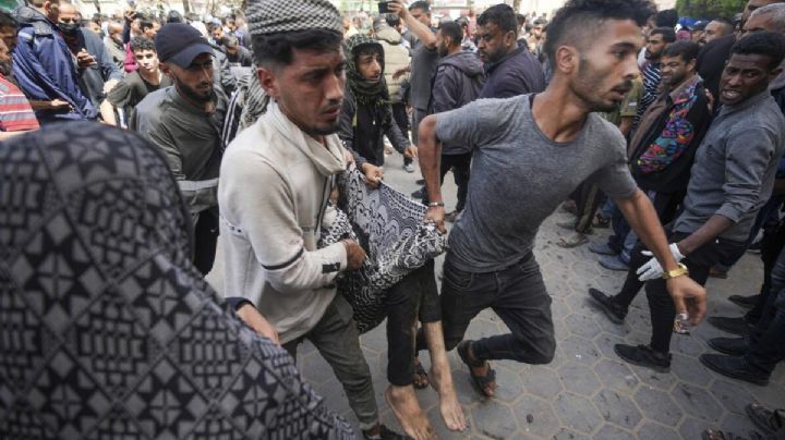 Mueren dos palestinos en ataque aéreo israelí sobre campamento en hospital de Gaza
