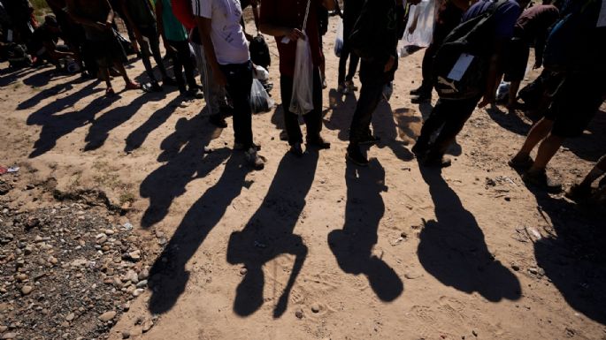 AMLO y Biden acuerdan reducir cruces irregulares de migrantes