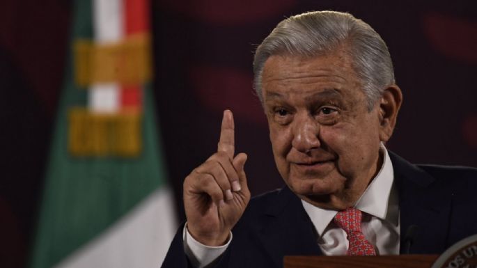 AMLO descarta que vaya a haber retroceso democrático como lo plantea el Episcopado Mexicano