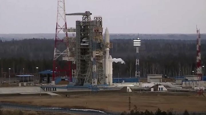 Rusia aborta el segundo intento de lanzamiento de un nuevo cohete espacial pesado