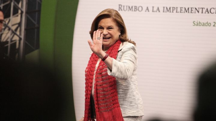 Arely Gómez, titular de la PGR de Peña Nieto, releva a funcionario despedido en la ASF
