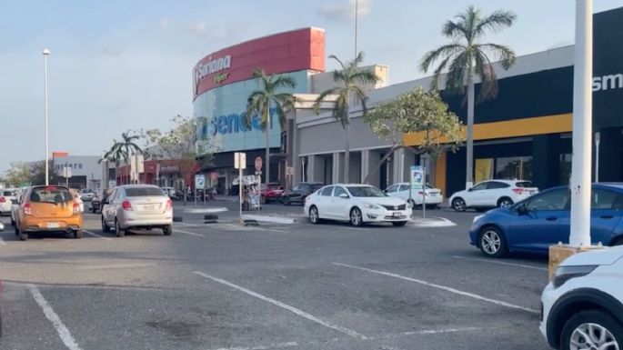 Asesinan a un hombre en el interior de un centro comercial en Villahermosa (Video)