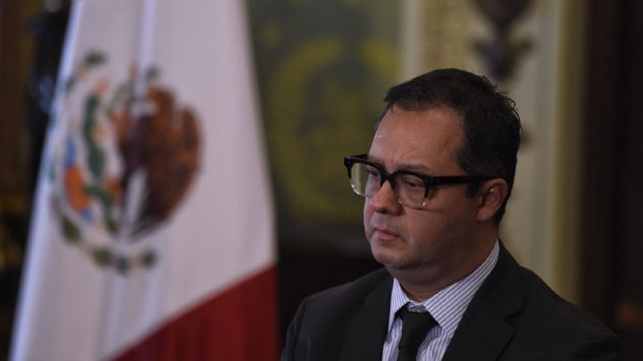 México evalúa opciones para absorber hasta 40 mil millones de dólares en deuda de Pemex
