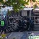 Mueren 14 personas y hay 31 heridas por volcadura de autobús en Malinalco