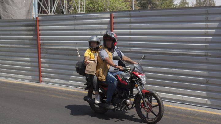Avanza reforma que prohíbe a menores de 12 años viajar en motocicleta