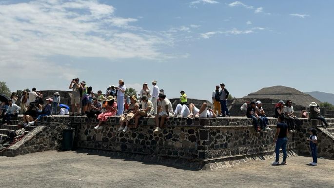 El espectáculo en el cielo y la Tierra: así vivió México el eclipse (Fotogalería y Video)